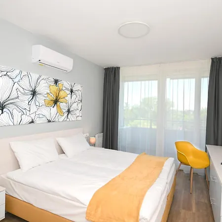 Lelle Hotel